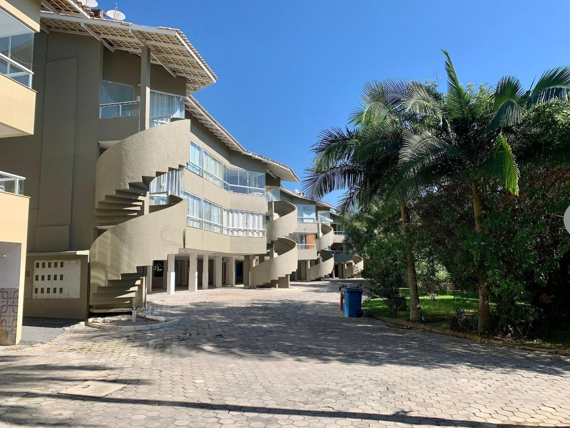 Res. Solar Das Bromelias Bombinhas Exterior photo