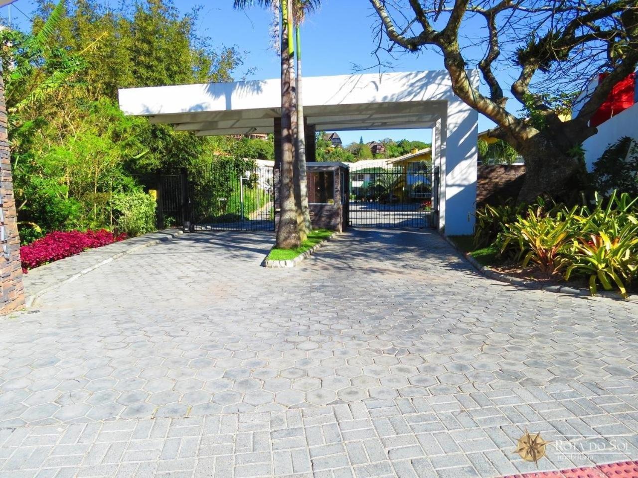 Res. Solar Das Bromelias Bombinhas Exterior photo